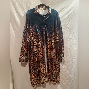 Leopard Print Long Sleeve Top